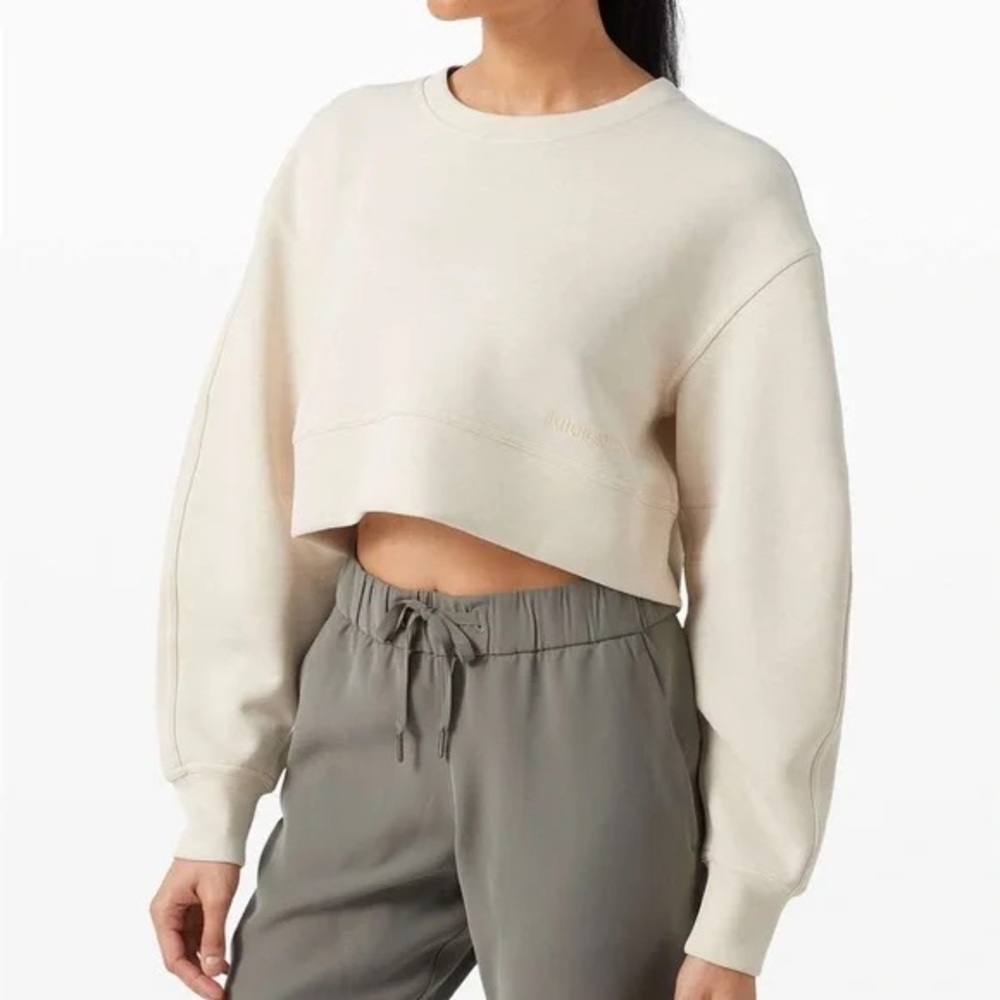 Lululemon Soft Ambitions Cropped Crew